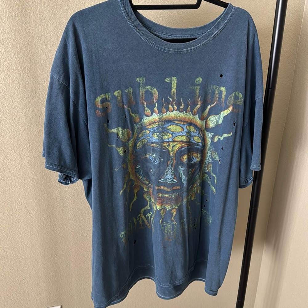 Urban Outfitters Sublime tee women’s L/XL